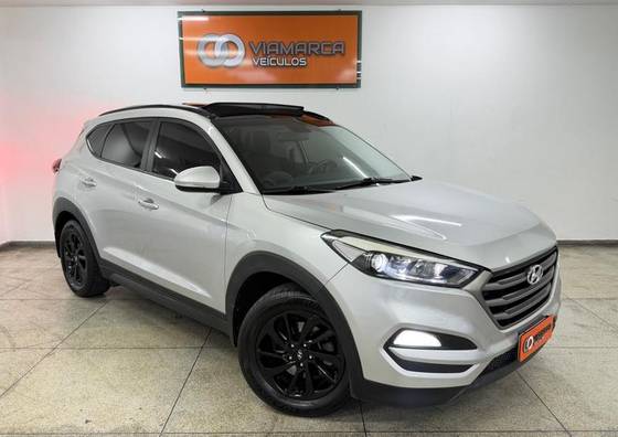 HYUNDAI TUCSON 1.6 16V T-GDI GASOLINA GLS ECOSHIFT HYUNDAI TUCSON 1.6 16V T-GDI GASOLINA GLS ECOSHIFT